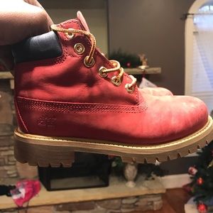 Kids brick red timberlands